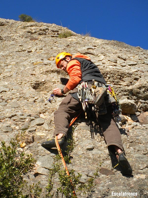 Llaçant un merlet a l'inici del L3